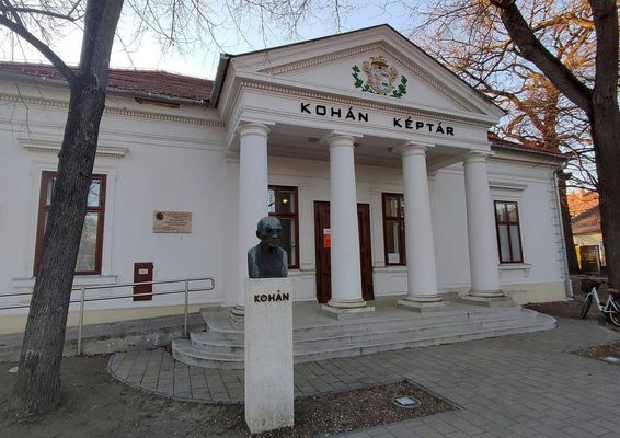 Gyulán, a Kohán Képtárban, ma, 17 órakor nyílik Koszta Rozália festményeinek kiállítása: Kép: Köztérkép Gyulán, a Kohán Képtárban, ma, 17 órakor nyílik Koszta Rozália festményeinek kiállítása: Kép: Köztérkép