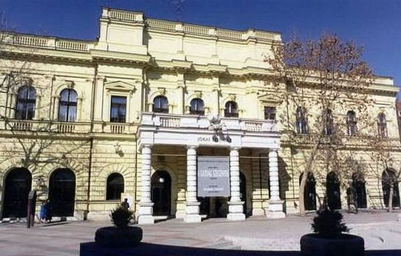 Január 22-én, Békés vármegyében, a Békéscsabai Jókai színházban ünnepelték a magyar kultúra napját. Kép forrása: jegy.hu Január 22-én, Békés vármegyében, a Békéscsabai Jókai színházban ünnepelték a magyar kultúra napját. Kép forrása: jegy.hu