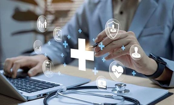 Az egészségügy helyzetének javításához önálló minisztériumra és sokkal nagyobb költségvetési finanszírozásra van szükség (Illusztráció: Shutterstock) Az egészségügy helyzetének javításához önálló minisztériumra és sokkal nagyobb költségvetési finanszírozásra van szükség (Illusztráció: Shutterstock)