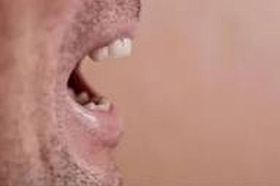 Az ittas, dobozi férfi berontott a szeghalmi végrehajtói irodába, felemelt székkel követelte levont pénze visszautalását és a végrehajtót háza felgyújtásával, megöléssel fenyegette. A kép illusztráció. Kép: Shutterstock Az ittas, dobozi férfi berontott a szeghalmi végrehajtói irodába, felemelt székkel követelte levont pénze visszautalását és a végrehajtót háza felgyújtásával, megöléssel fenyegette. A kép illusztráció. Kép: Shutterstock