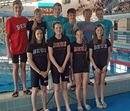 A sikeres békéscsabai úszók a hódmezővásárhelyi Gyarmati Dezső Sportuszodában, május első hétvégéjén A sikeres békéscsabai úszók a hódmezővásárhelyi Gyarmati Dezső Sportuszodában, május első hétvégéjén