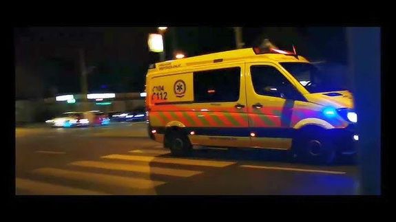 egnap, hajnalban, a mentők kórházba szállították a balesetet szenvedett sofőrt. A kép illusztráció. Kép: YouTube egnap, hajnalban, a mentők kórházba szállították a balesetet szenvedett sofőrt. A kép illusztráció. Kép: YouTube