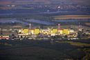 A Duna alacsony vízállása és a Paksi Atomerőmű, július 31-én. Kép forrása: atomeromu.mvm.hu A Duna alacsony vízállása és a Paksi Atomerőmű, július 31-én. Kép forrása: atomeromu.mvm.hu