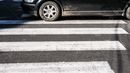 A fiatal, karcagi férfi úgy okozott súlyos sérülésekkel járó közlekedési balesetet, hogy autóval hátulról belerohant a zebránál várakozó segédmotoros kerékpárosba. A kép illusztráció. Kép: Pngtree A fiatal, karcagi férfi úgy okozott súlyos sérülésekkel járó közlekedési balesetet, hogy autóval hátulról belerohant a zebránál várakozó segédmotoros kerékpárosba. A kép illusztráció. Kép: Pngtree