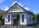 A Gyulai Baptista Gyülekezet Munkácsy Mihály utcai épületében, tanszeradományt adtak át a Gyulai Szociális Szolgáltató Központ és a Baptista Tevékeny Szeretet Misszió Alapítvány szervezésében. Kép forrása: Magyarországi Baptista Egyház A Gyulai Baptista Gyülekezet Munkácsy Mihály utcai épületében, tanszeradományt adtak át a Gyulai Szociális Szolgáltató Központ és a Baptista Tevékeny Szeretet Misszió Alapítvány szervezésében. Kép forrása: Magyarországi Baptista Egyház