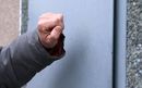 A 76 éves férfi erőszakosan viselkedik élettársával, ezért a bíróság megtiltotta, hogy felkeresse a nőt. A kép illusztráció. Kép: Shutterstock A 76 éves férfi erőszakosan viselkedik élettársával, ezért a bíróság megtiltotta, hogy felkeresse a nőt. A kép illusztráció. Kép: Shutterstock