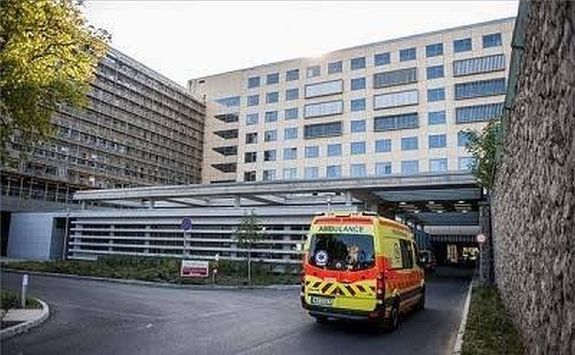 A szív- és érrendszer egészségének megőrzését, a kardiológiai rehabilitációt segítő mobilalkalmazást fejlesztett ki a Pécsi Tudományegyetem (PTE) Klinikai Központja. Kép: Facebook A szív- és érrendszer egészségének megőrzését, a kardiológiai rehabilitációt segítő mobilalkalmazást fejlesztett ki a Pécsi Tudományegyetem (PTE) Klinikai Központja. Kép: Facebook